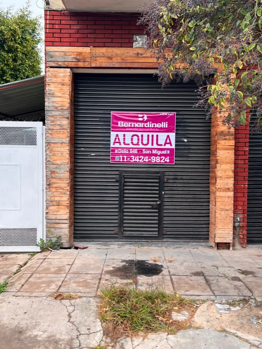 Local comercial en Alquiler en Muñiz